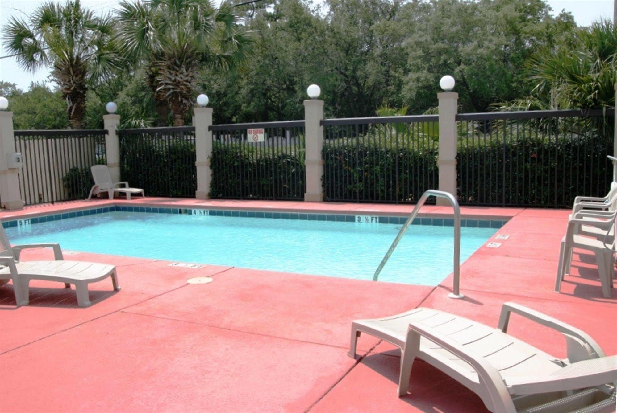 Baymont By Wyndham Fort Walton Beach Mary Esther Exteriör bild